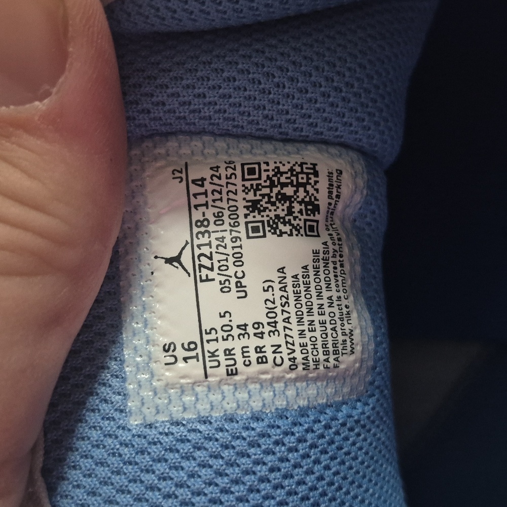 Air Jordan 1 Low - Picture 6 of 6
